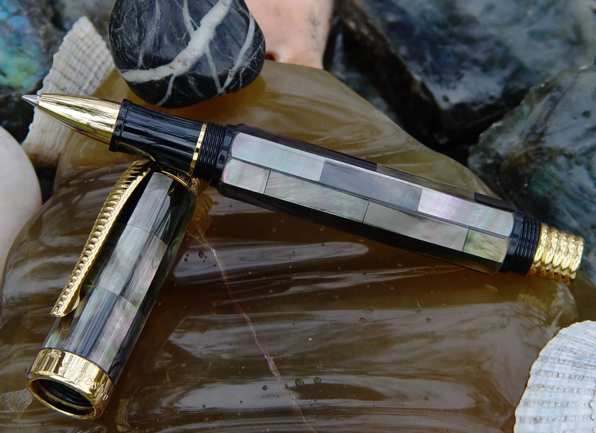 Xezo Maestro® All Black Mother of Pearl RG